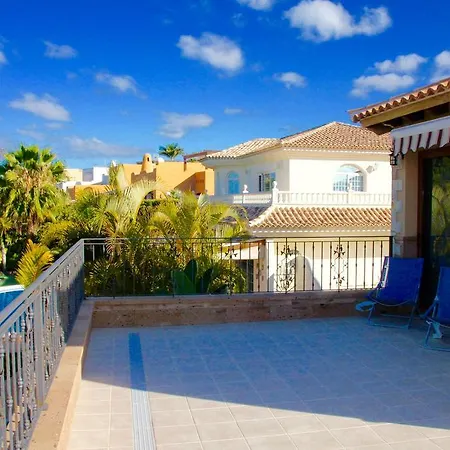 Villa Villa Vista Mar & Golf
