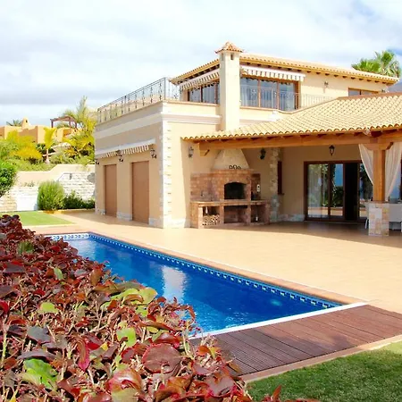 Villa Villa Vista Mar & Golf